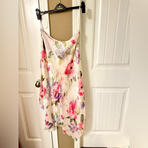 Beautiful Ralph Lauren silk skirt